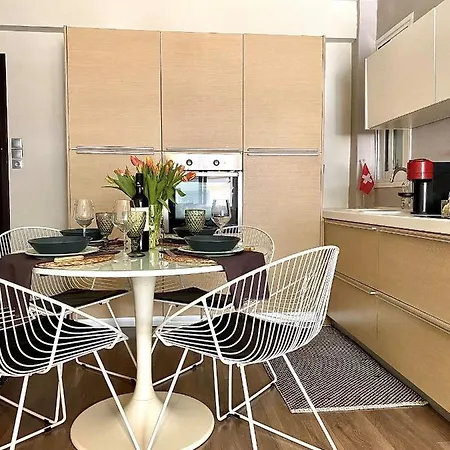 Apartment Ultimate Downtown Escape *